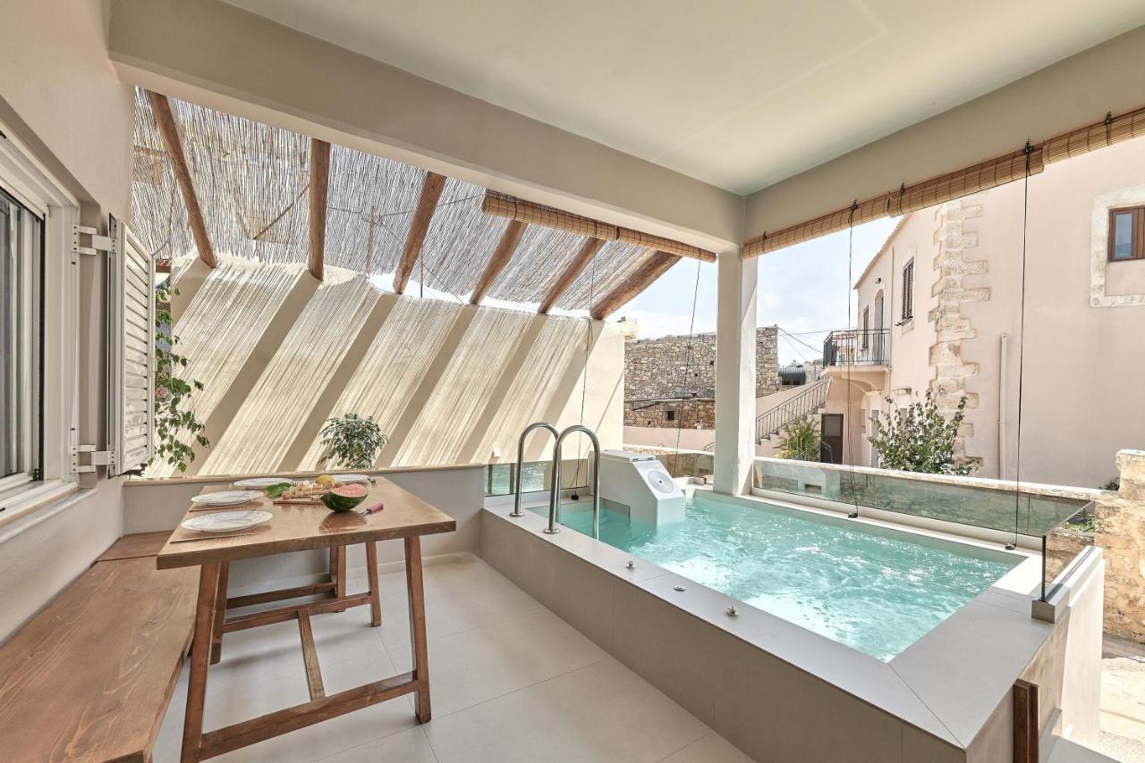 2 Bedroom Villa With Heated Swimming Pool-Spa Whirlpool-Bbq! Melidhónion Eksteriør bilde